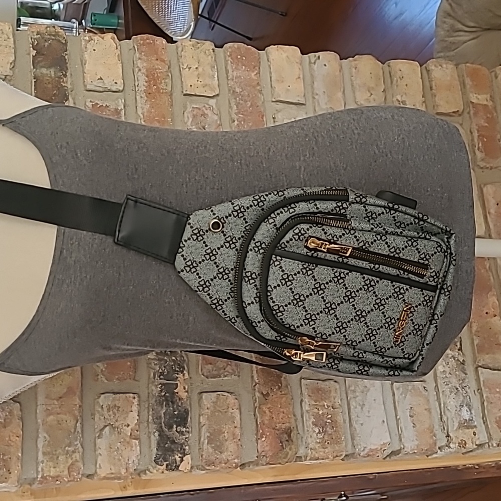 JingPin Faux Leather Black/Gray Sling Crossbody Zipper Adjustable Unisex Bag